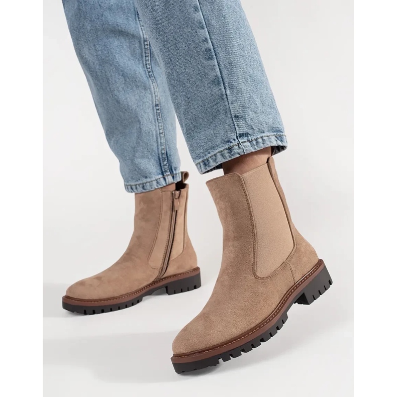 Bottes en daim beige chelsea 2