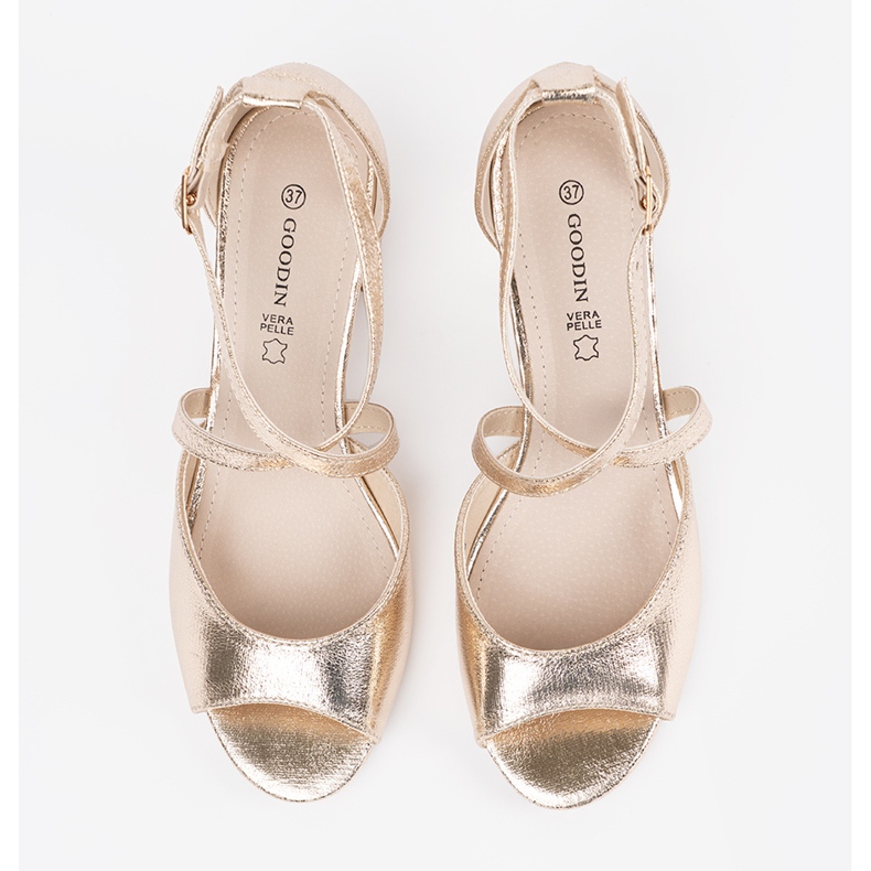 Goodin Sandales en or sur un poteau bas d'or 2