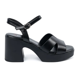 Seastar Sandales noires sur le poteau 2