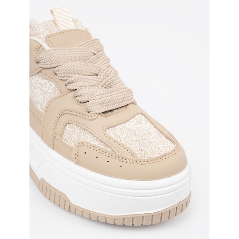 Baskets pour femmes avec dentelle beige 1