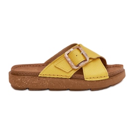 Les tongs en cuir des femmes avec INBLU ED0003IU Yellow jaune 7