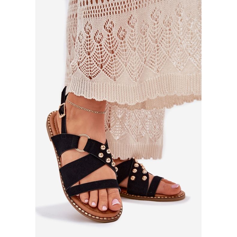 Sandales féminines à thèmes plates avec des goujons dorés noirs 1