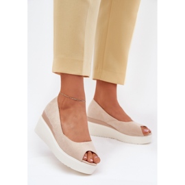 Sandales féminines pour un coin avec Eco Suede Light Beige 2