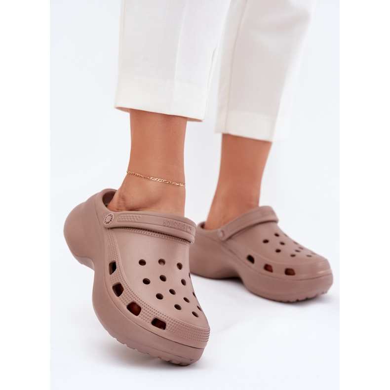 Big Star Les tongs de mousse féminine sur la semelle massive Big Big RR274A121 beige foncé 2