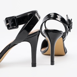 Shelvt Escarpins laqués noirs sur talon aiguille le noir 1 Shelvt Escarpins laqués noirs sur talon aiguille le noir 1