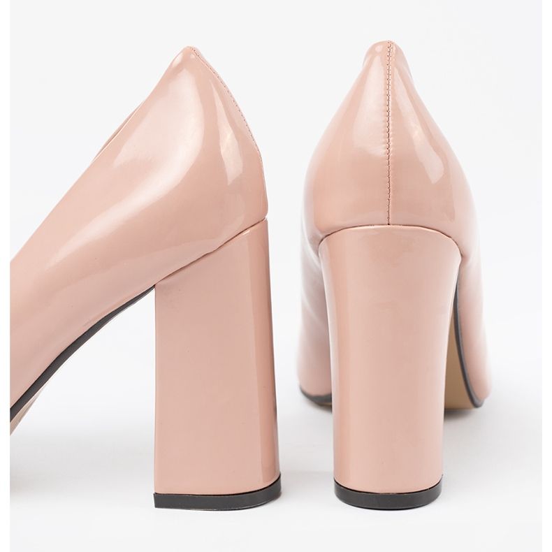 Seastar Pompes vernies beiges légères sur le poteau 2 Seastar Pompes vernies beiges légères sur le poteau 2