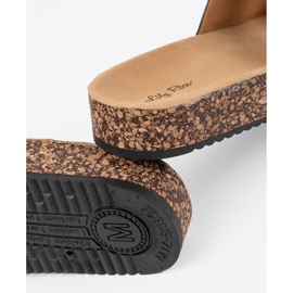 Shelvt Les tongs des femmes en profilage noir avec des boucles 1