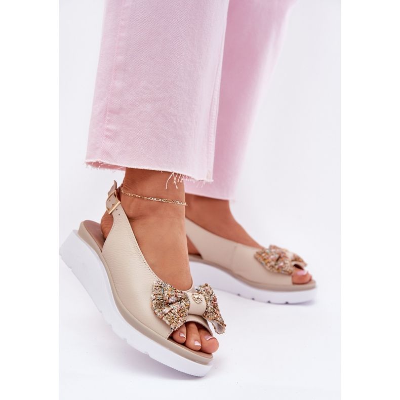 Sandales en cuir pour femmes avec un coin avec un arc beige zazoo 1882 2
