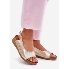 Sandales en cuir féminine sur Wedge Maciejka L7069 -25 Zlotys doré 1