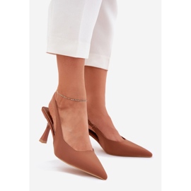 Sandales féminines sur la broche de chameau brun 1