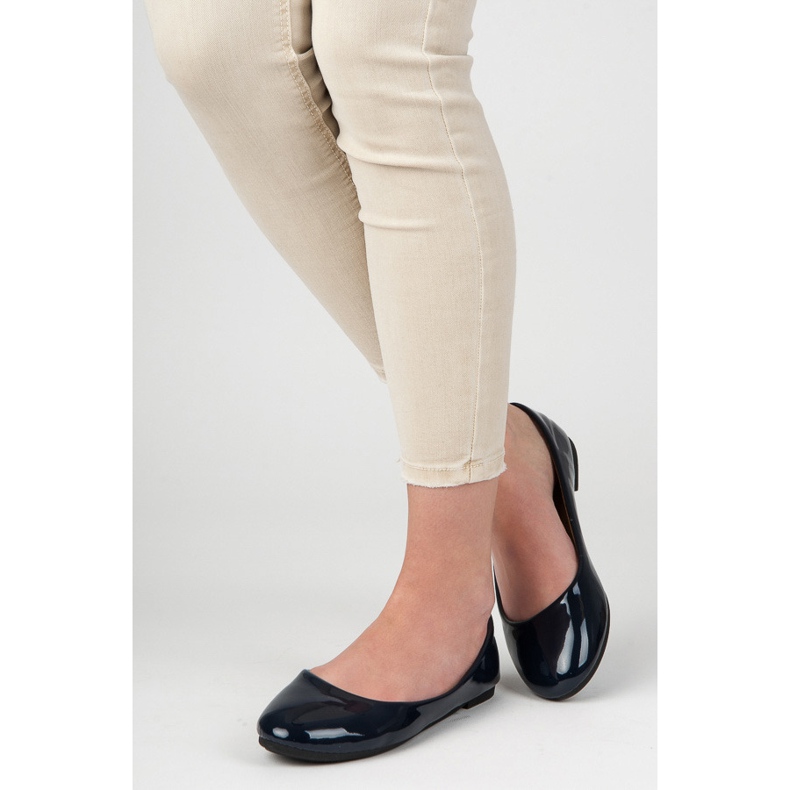 Ballerines laquées bleu 2