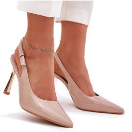 Peint à talons hauts avec un talon ouvert et des orteils pointus beige 9