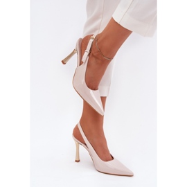 Peint à talons hauts avec un talon ouvert et pointé des toas beige 6