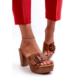 Tongs Pour Femmes Sur Talons Hauts Avec Boucle, Marron Betinna brun 3 Tongs Pour Femmes Sur Talons Hauts Avec Boucle, Marron Betinna brun 3