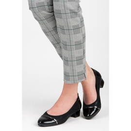 Vices Chaussures décontractées à talons bas le noir 5