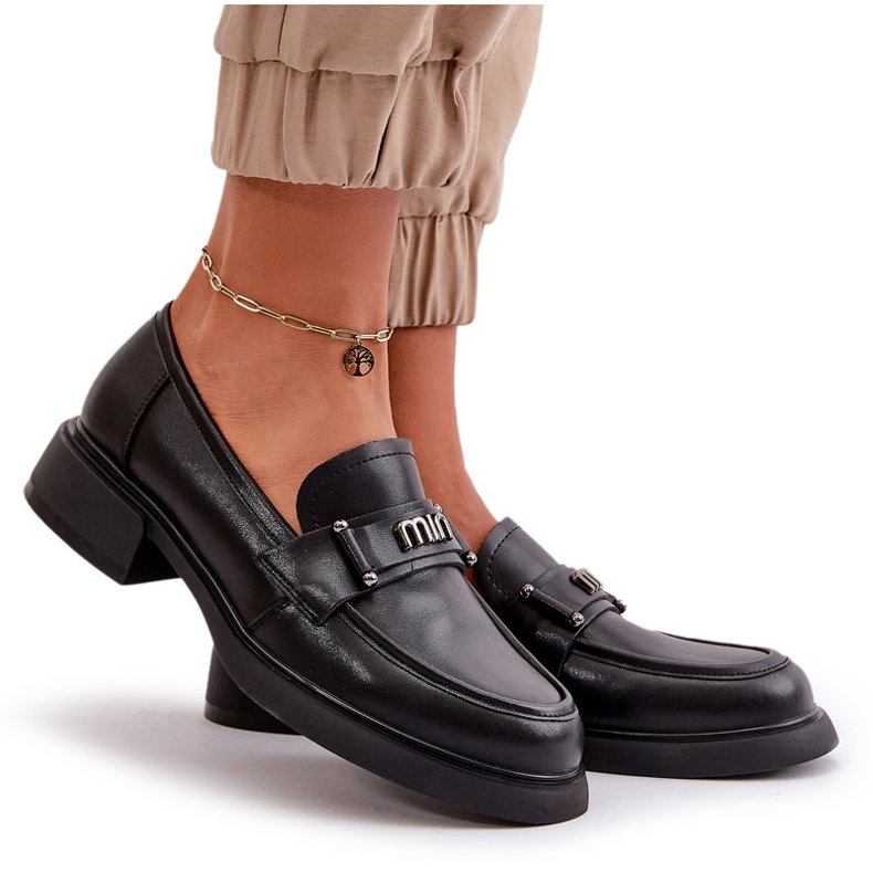 Mocassins en cuir naturel pour femmes Vinceza 91114 avec un ornement noir 5