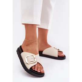 Slippers pour femmes sur la plate-forme avec une pince dorée beige 2