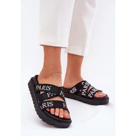 Les tongs pour femmes avec des rayures de matériaux parisiennes sur la plate-forme noire le noir 2