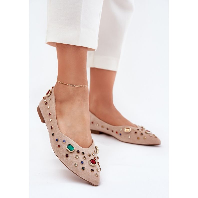 Ballerines féminines décorées de cristaux beige 2