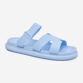 Les tongs en caoutchouc des femmes avec une ceinture bleue 4
