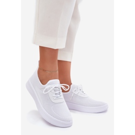 Chaussures de sport munées de matériaux sur la plate-forme blanche féminine 1
