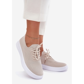Chaussures sportives munies de matériaux sur la plateforme beige féminine 1