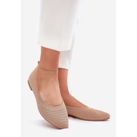 Ballerines matérielles des femmes sombres beige 1