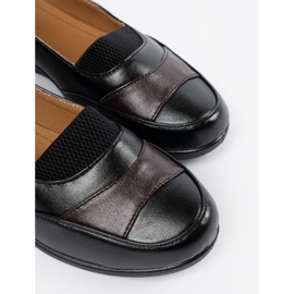 Chaussures de femmes classiques noires 1