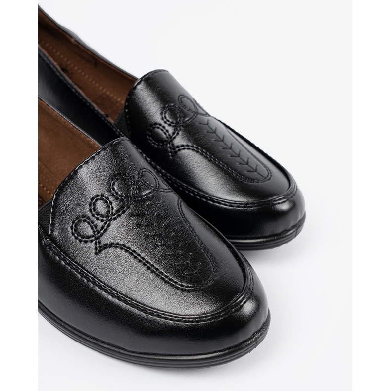 Chaussures pour femmes avec broderie décorative noir 1