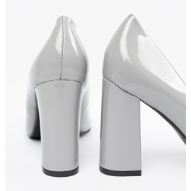 Seastar Pompes verni gris clair 1 Seastar Pompes verni gris clair 1