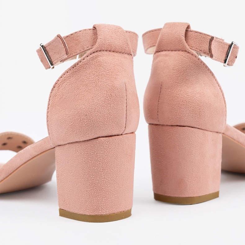 Seastar Sandales sur un post avec des goujons 2