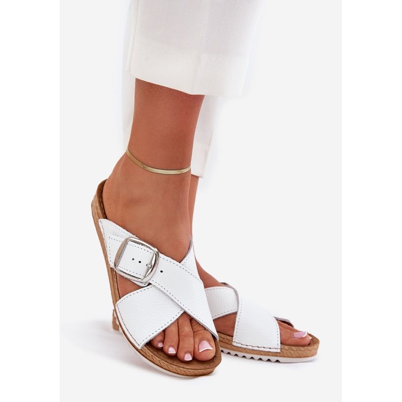 Slippers en cuir féminin avec boucle inblu vo0004gu blanc 1