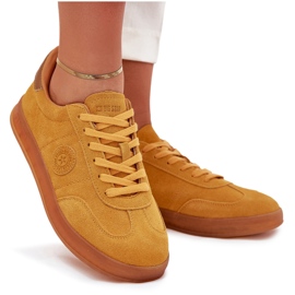 Sneakers en daim féminin Big Star RR274846 Système jaune Hi-Polish 11