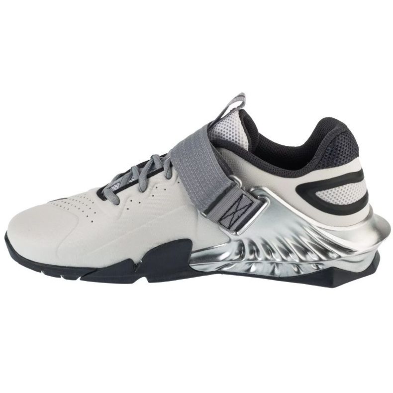 Nike Savaleos SE M FZ8664-001 Chaussures blanc 1