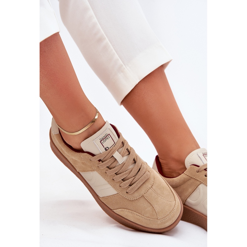 Sneakers en daim féminin Big Star par Daniel Lopez SS2D4022 Beige 2