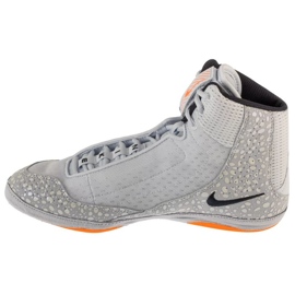 Nike inflige 4 chaussures SE M HV4207-001 2