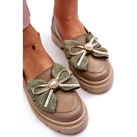Mocassins en cuir féminin avec Laura Messi 2787 beige 1