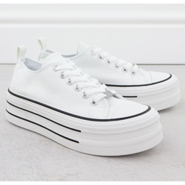 Baskets bas sur la plate-forme White News 9156 blanche 2