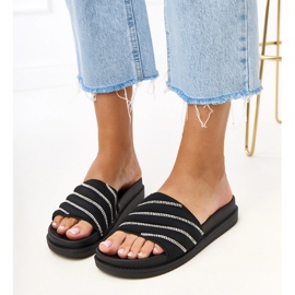 Les tongs noirs avec des zircons Cardon 1