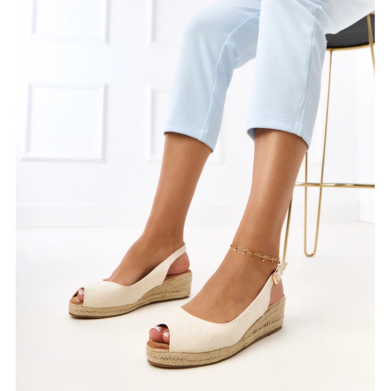 Sandales beige Espadrilles sur le coin Nevarez 1