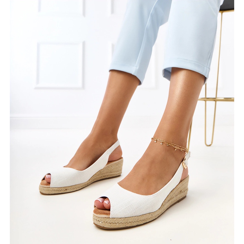 Sandales d'espadrile blanches sur le coin Nevarek 1