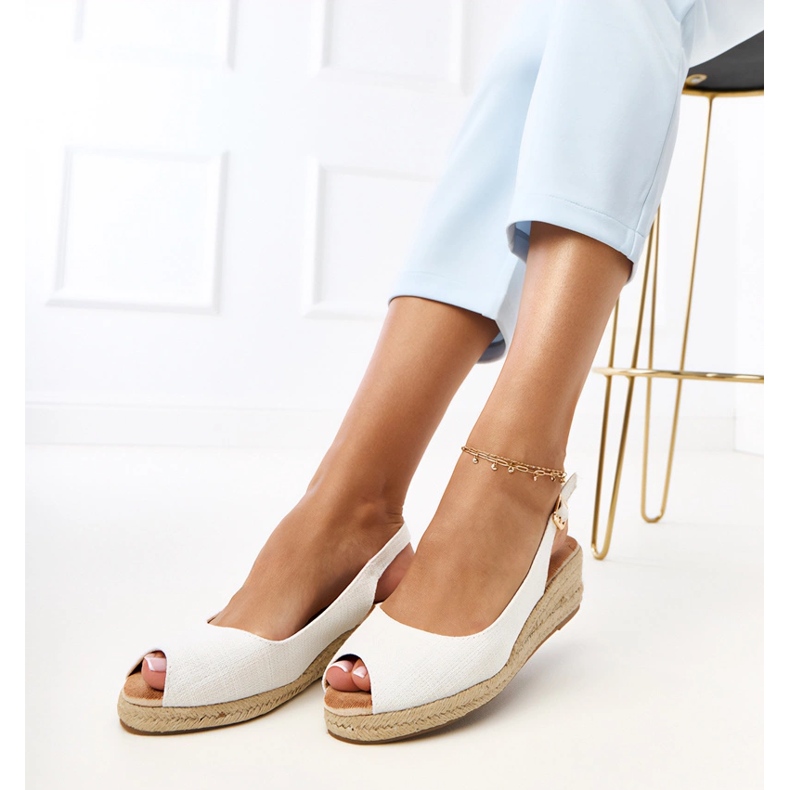 Sandales d'espadrile blanches sur le coin Nevarek 2