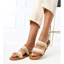 Les tongs des femmes beige avec des rayures Rios tressées 1 Les tongs des femmes beige avec des rayures Rios tressées 1