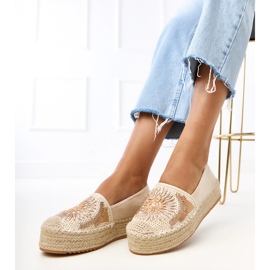 Espadrilles beige avec broderie sur la plate-forme Lorin 2