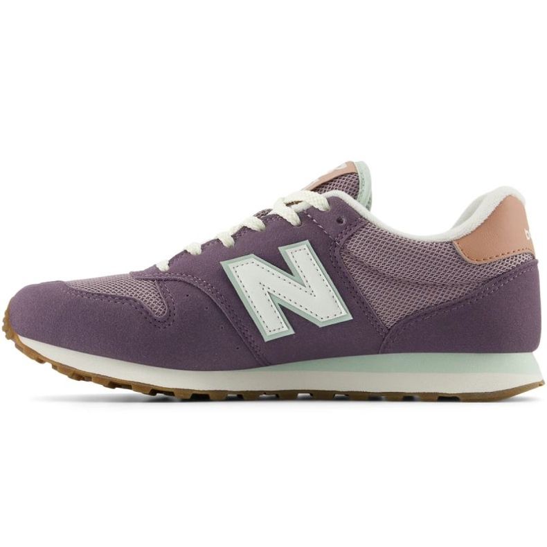 Chaussures de sport pour femmes New Balance GW500BP Violet 1