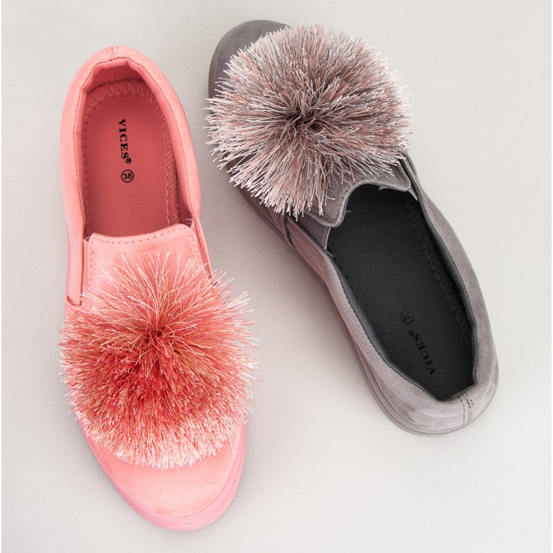 Vices Slipons en daim avec pompon rose 1