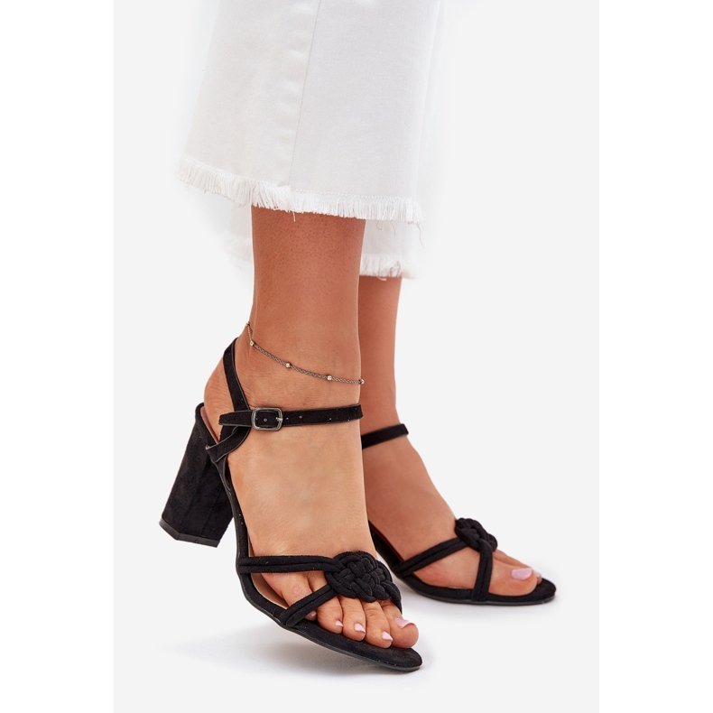 Boto Sandales féminines sur le poste de Mavira noir le noir 1