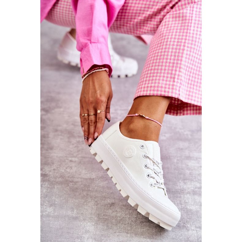 Baskets pour femmes peintes Big Star KK274045 blanc blanche 1