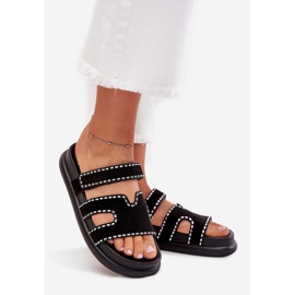 Boto Les tongs pour femmes avec décoration sur la plate-forme noire Dlyna le noir 1