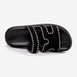 Boto Les tongs pour femmes avec décoration sur la plate-forme noire Dlyna 2